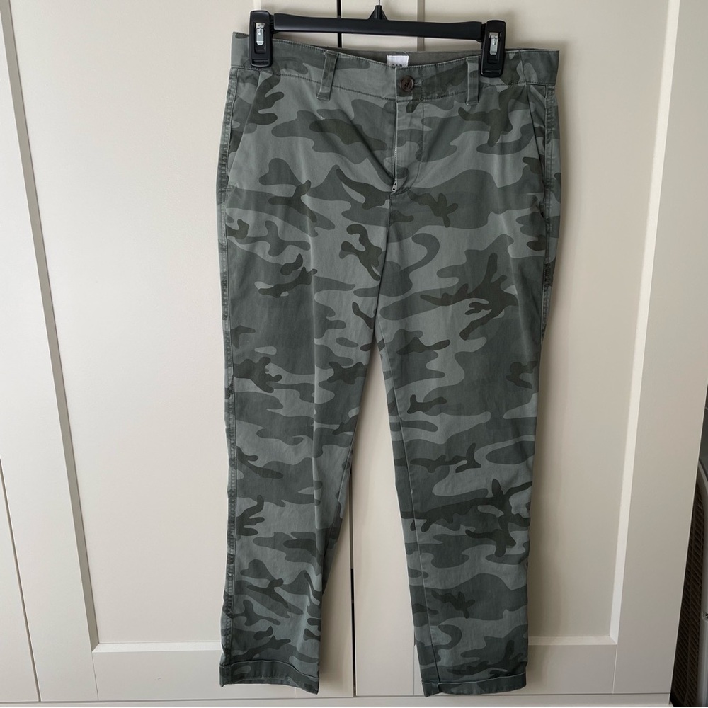 Gap Green Camouflage Girlfriend Chinos Size 4